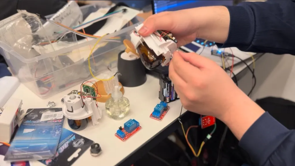 Assembling olfactory display hardware components